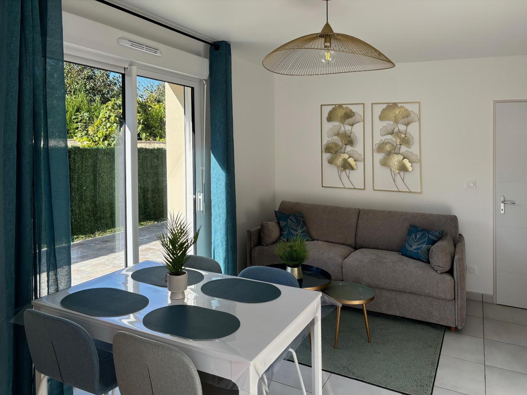 Isles-lès-Villenoy Ticya Lodge 10 Minutes Parc Disneyland Maison Neuve Independante Jusqu'A 5 Voyageurs Lit Bebe 2 Places Parking Ferme מראה חיצוני תמונה