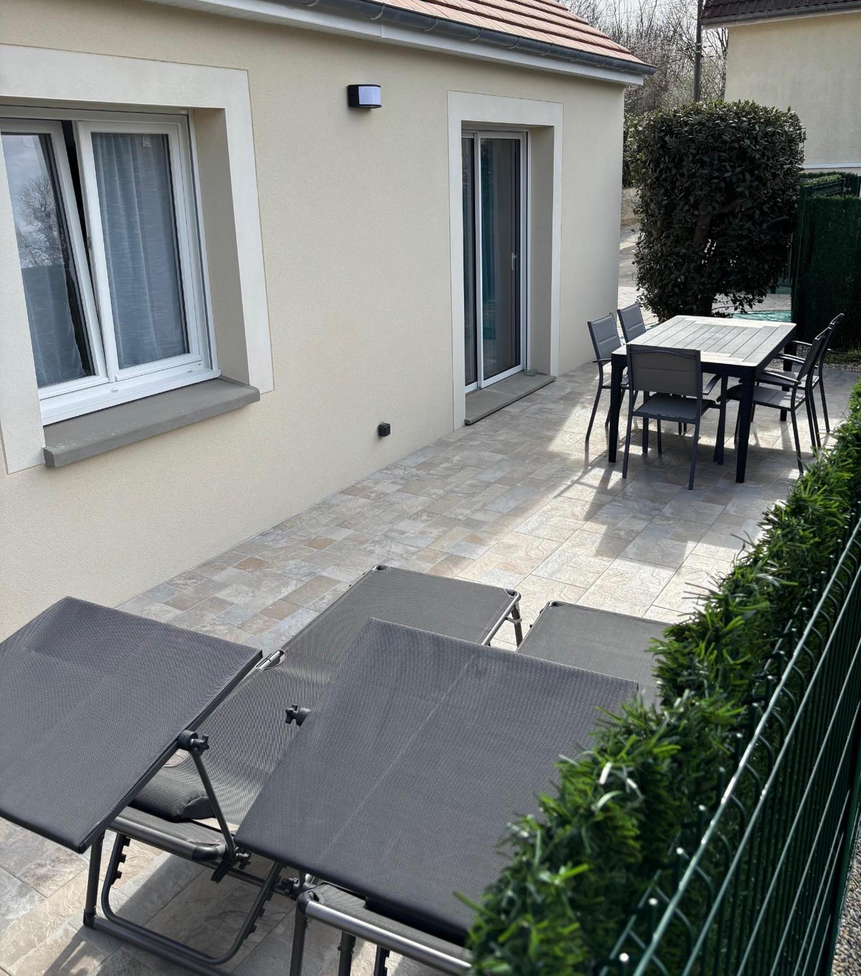 Isles-lès-Villenoy Ticya Lodge 10 Minutes Parc Disneyland Maison Neuve Independante Jusqu'A 5 Voyageurs Lit Bebe 2 Places Parking Ferme מראה חיצוני תמונה